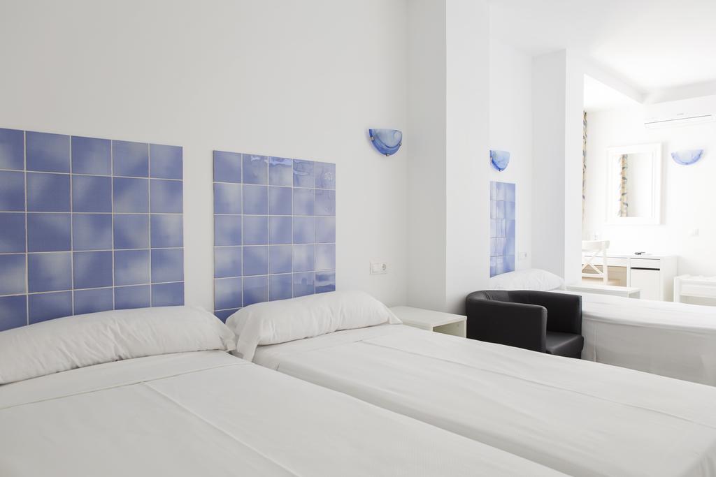 Triple Room,317020705:JPEG